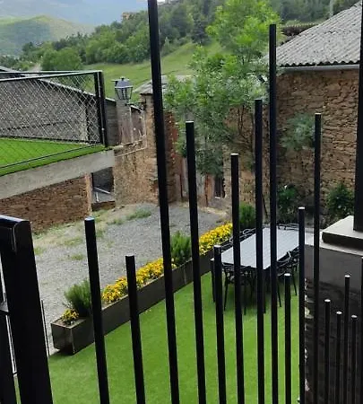 Mas D'en Roqueta Casa * Aravell